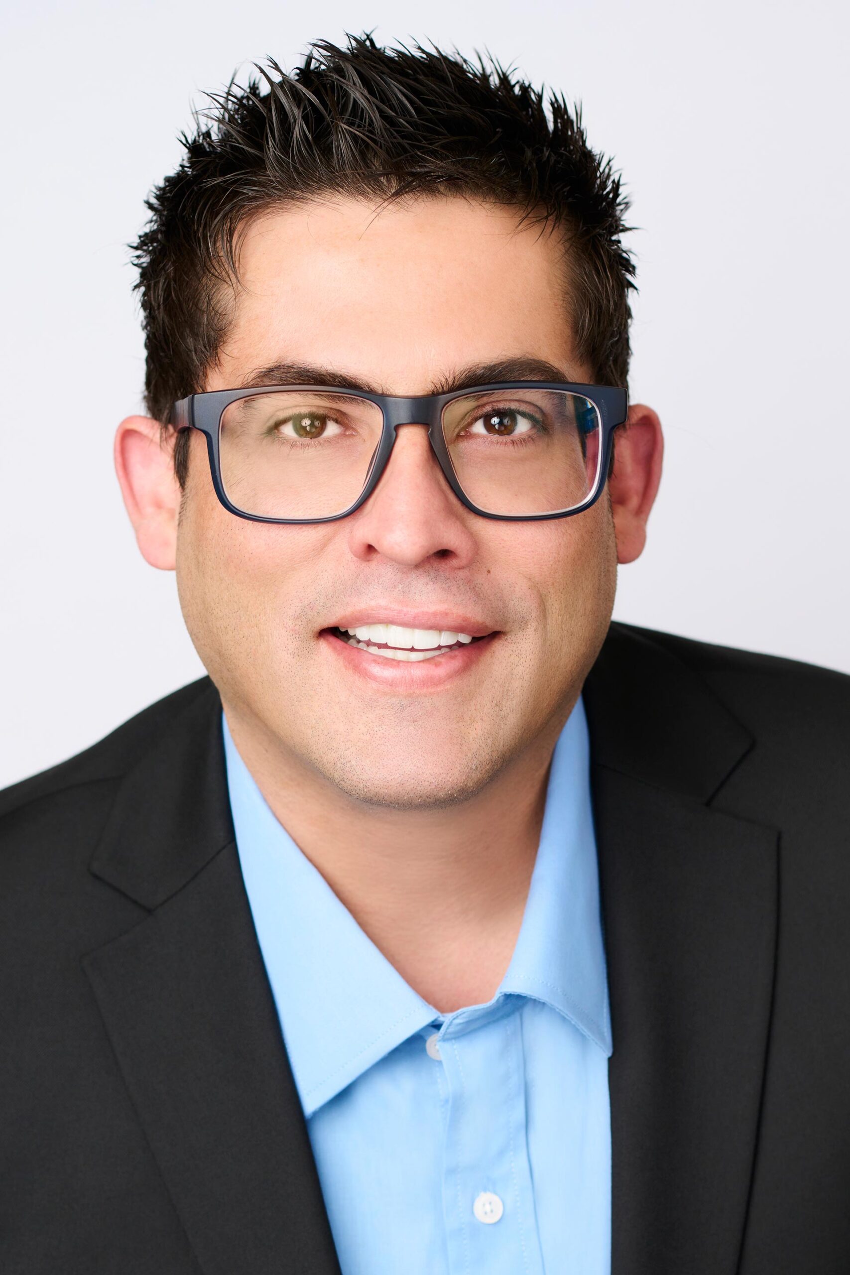 We capture business headshots for professionals. business headshots, professional business headshots, business photo headshots, headshots for business, professional headshots, business headshot photography, company headshots, corporate headshot photos, corporate headshot photography, photographer for business headshots